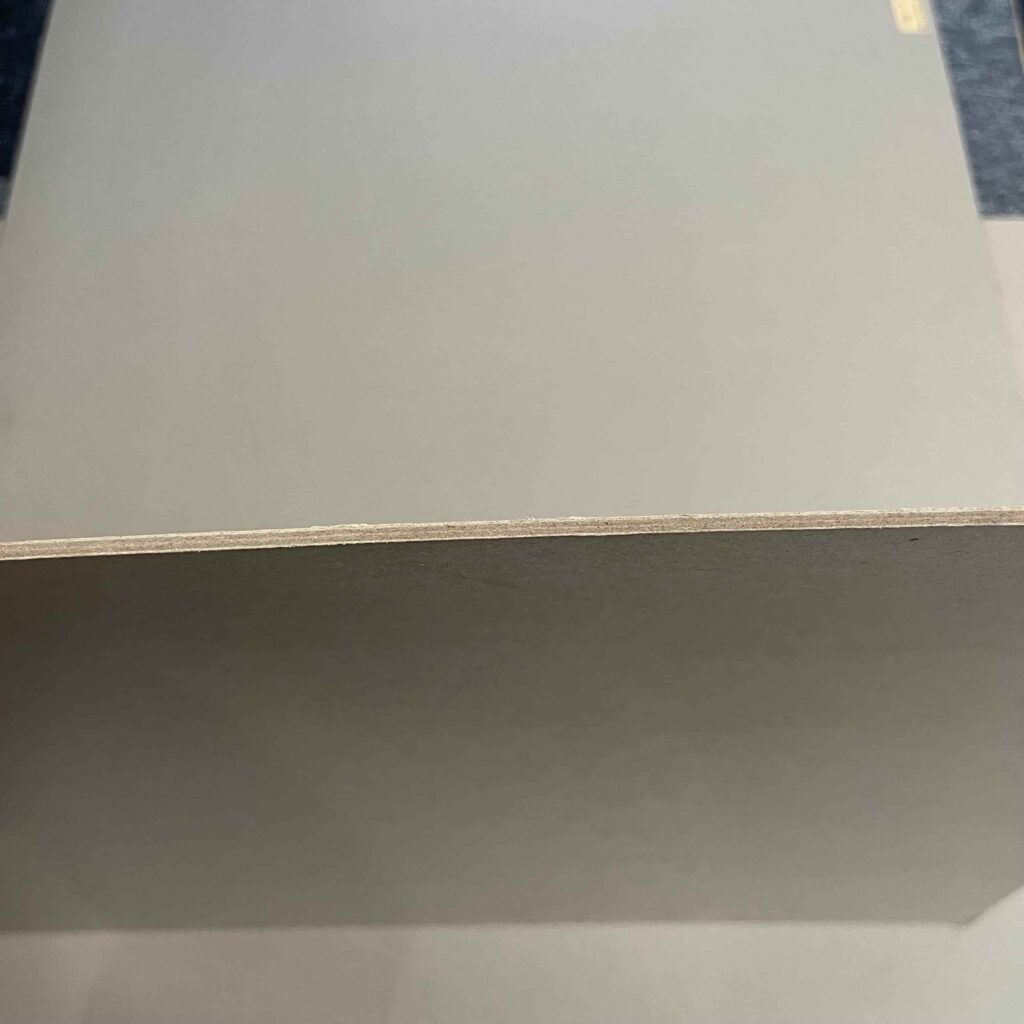 ZY Pack's Grain-Long Engineering test showing high bending resistance for perfectly rigid oversized collapsible boxes.